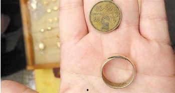 戒指盒放硬币表情包,趣味盎然的创意演绎